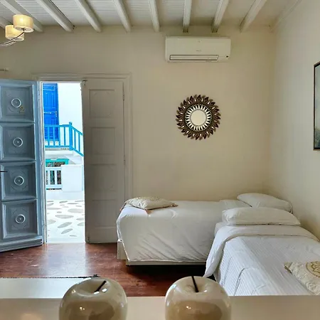 Le Coq Apartment
